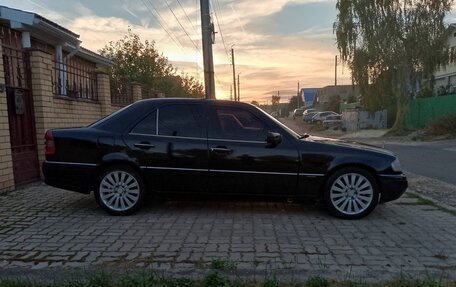 Mercedes-Benz C-Класс, 1994 год, 245 000 рублей, 3 фотография