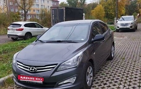 Hyundai Solaris II рестайлинг, 2016 год, 1 050 000 рублей, 9 фотография