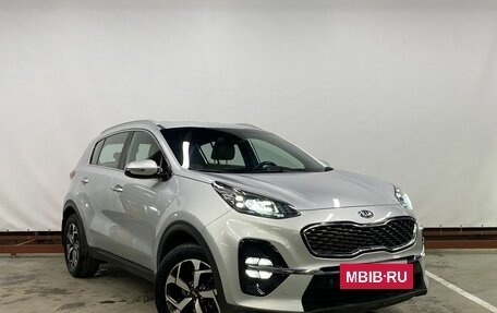 KIA Sportage IV рестайлинг, 2018 год, 2 489 000 рублей, 3 фотография