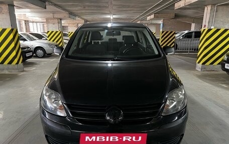 Volkswagen Golf Plus I, 2008 год, 599 000 рублей, 2 фотография