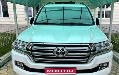 Toyota Land Cruiser 200, 2018 год, 8 400 000 рублей, 1 фотография