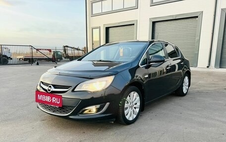 Opel Astra J, 2012 год, 999 999 рублей, 2 фотография