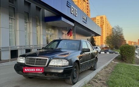 Mercedes-Benz C-Класс, 1996 год, 140 000 рублей, 4 фотография