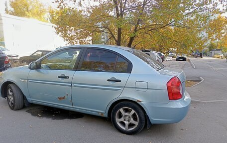 Hyundai Verna II, 2006 год, 350 000 рублей, 2 фотография