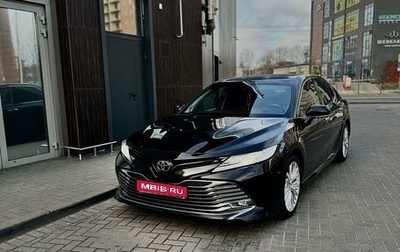 Toyota Camry, 2018 год, 3 120 000 рублей, 1 фотография