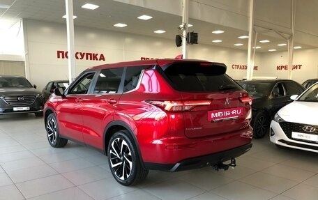 Mitsubishi Outlander, 2021 год, 3 060 000 рублей, 3 фотография