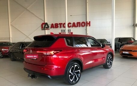 Mitsubishi Outlander, 2021 год, 3 060 000 рублей, 5 фотография