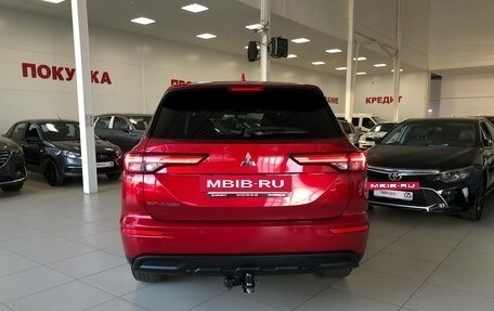 Mitsubishi Outlander, 2021 год, 3 060 000 рублей, 4 фотография