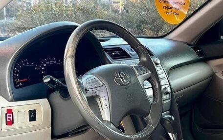 Toyota Camry, 2010 год, 1 290 000 рублей, 10 фотография