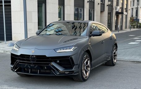 Lamborghini Urus I, 2024 год, 47 000 000 рублей, 2 фотография