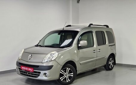 Renault Kangoo II рестайлинг, 2011 год, 849 000 рублей, 1 фотография