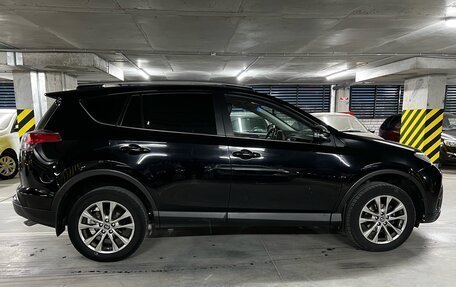 Toyota RAV4, 2017 год, 2 599 000 рублей, 4 фотография