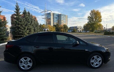 Opel Astra J, 2013 год, 965 000 рублей, 4 фотография