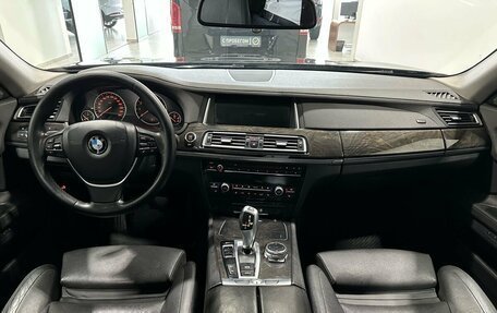 BMW 7 серия, 2014 год, 2 299 900 рублей, 10 фотография