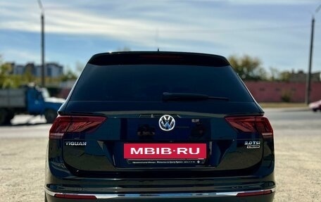 Volkswagen Tiguan II, 2017 год, 3 560 000 рублей, 4 фотография