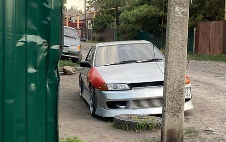 Nissan Skyline, 1990 год, 700 000 рублей, 3 фотография