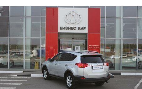 Toyota RAV4, 2014 год, 1 885 000 рублей, 7 фотография