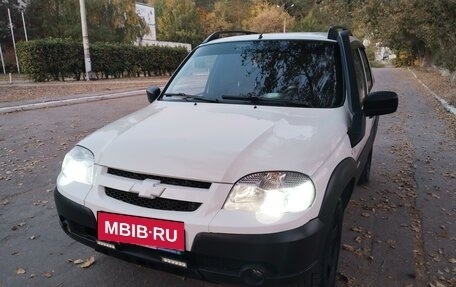 Chevrolet Niva I рестайлинг, 2013 год, 690 000 рублей, 1 фотография