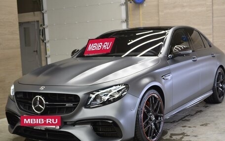 Mercedes-Benz E-Класс AMG, 2018 год, 8 500 000 рублей, 2 фотография