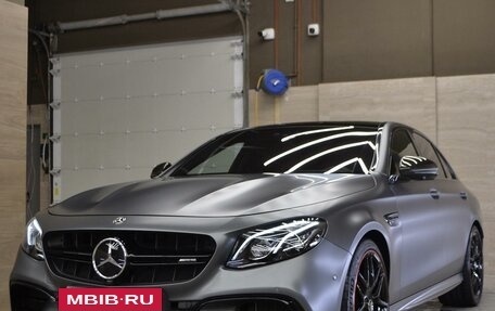 Mercedes-Benz E-Класс AMG, 2018 год, 8 500 000 рублей, 12 фотография