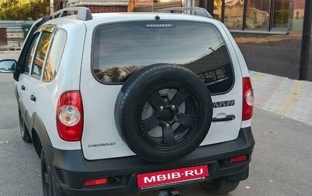 Chevrolet Niva I рестайлинг, 2013 год, 690 000 рублей, 6 фотография