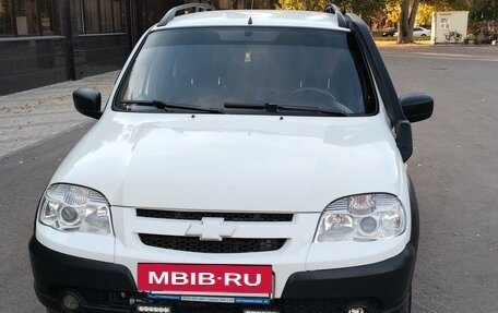 Chevrolet Niva I рестайлинг, 2013 год, 690 000 рублей, 3 фотография