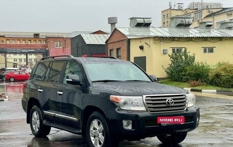 Toyota Land Cruiser 200, 2015 год, 4 300 000 рублей, 5 фотография