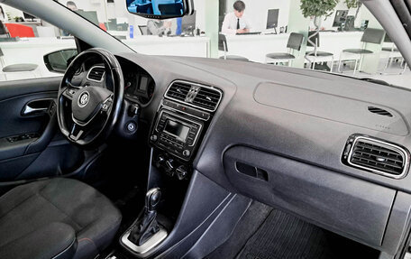 Volkswagen Polo VI (EU Market), 2017 год, 1 259 000 рублей, 11 фотография