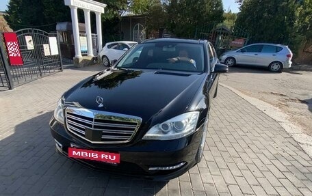 Mercedes-Benz S-Класс, 2012 год, 2 400 000 рублей, 8 фотография