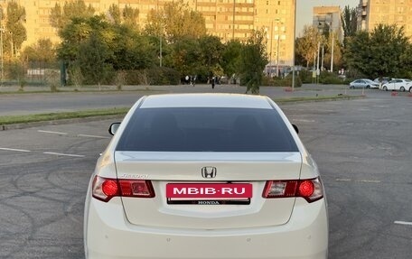 Honda Accord VIII рестайлинг, 2010 год, 1 850 000 рублей, 6 фотография