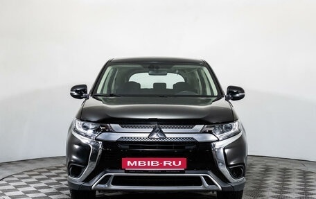 Mitsubishi Outlander III рестайлинг 3, 2019 год, 2 299 000 рублей, 2 фотография