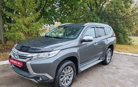 Mitsubishi Pajero Sport III рестайлинг, 2018 год, 3 520 000 рублей, 7 фотография