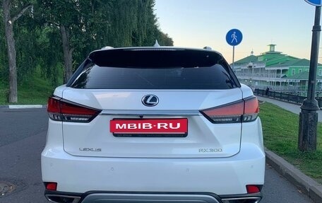 Lexus RX IV рестайлинг, 2022 год, 7 800 000 рублей, 4 фотография