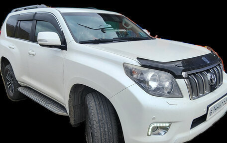 Toyota Land Cruiser Prado 150 рестайлинг 2, 2010 год, 3 750 000 рублей, 2 фотография