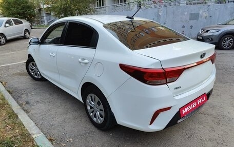 KIA Rio IV, 2018 год, 1 219 000 рублей, 3 фотография