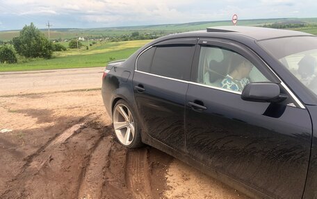 BMW 5 серия, 2005 год, 1 400 000 рублей, 15 фотография