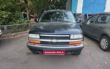 Chevrolet Blazer II рестайлинг, 1999 год, 870 000 рублей, 1 фотография