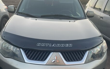 Mitsubishi Outlander III рестайлинг 3, 2008 год, 1 330 000 рублей, 2 фотография