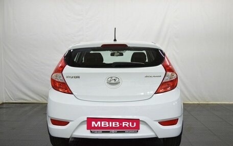 Hyundai Solaris II рестайлинг, 2013 год, 800 000 рублей, 6 фотография