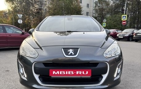 Peugeot 308 II, 2012 год, 830 000 рублей, 3 фотография