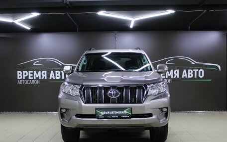 Toyota Land Cruiser Prado 150 рестайлинг 2, 2022 год, 7 499 000 рублей, 2 фотография