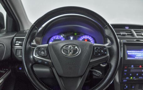 Toyota Camry, 2015 год, 2 370 000 рублей, 9 фотография