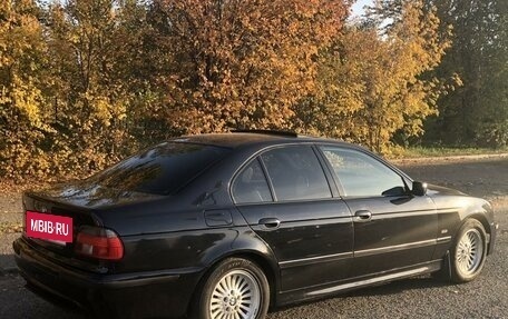 BMW 5 серия, 2002 год, 700 000 рублей, 2 фотография