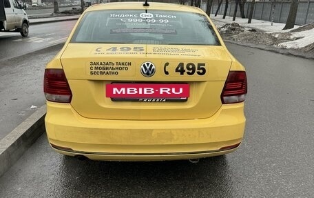 Volkswagen Polo VI (EU Market), 2018 год, 750 000 рублей, 9 фотография