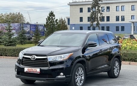 Toyota Highlander III, 2015 год, 3 100 000 рублей, 1 фотография