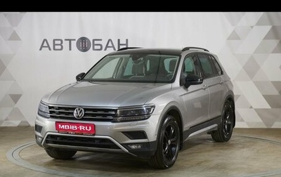 Volkswagen Tiguan II, 2019 год, 2 449 000 рублей, 1 фотография