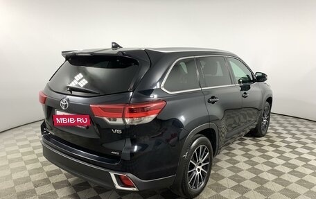 Toyota Highlander III, 2019 год, 4 850 000 рублей, 5 фотография