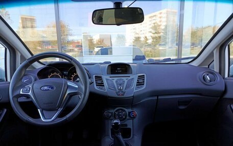 Ford Fiesta, 2016 год, 951 000 рублей, 14 фотография