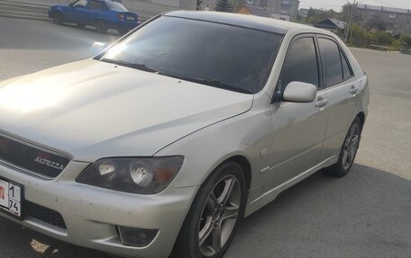 Toyota Altezza, 2000 год, 750 000 рублей, 2 фотография