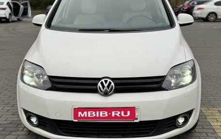 Volkswagen Golf Plus II, 2011 год, 800 000 рублей, 2 фотография